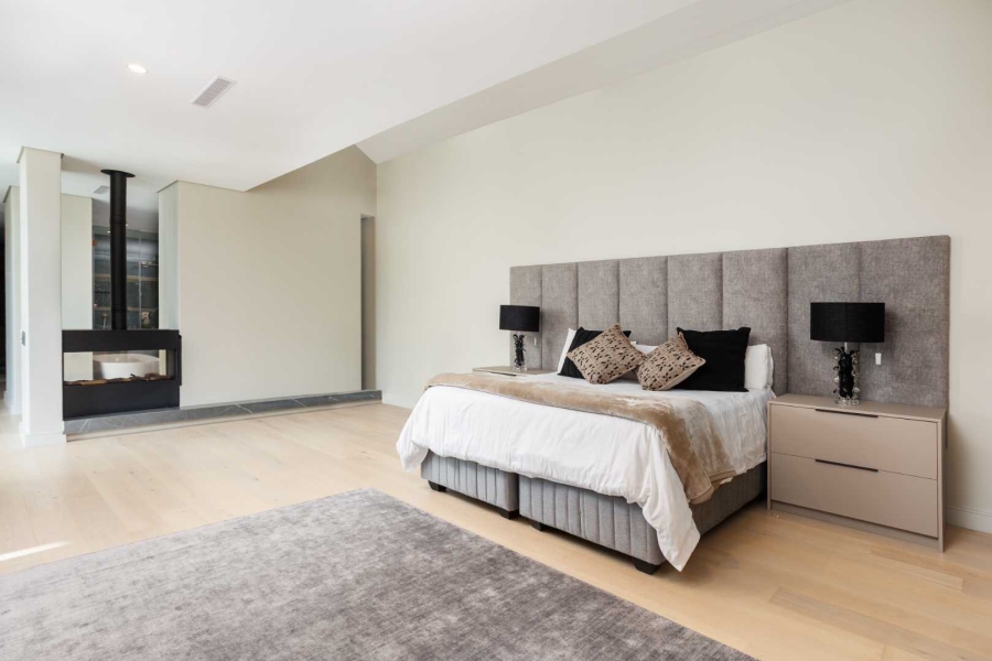 4 Bedroom Property for Sale in Val De Vie Estate Western Cape